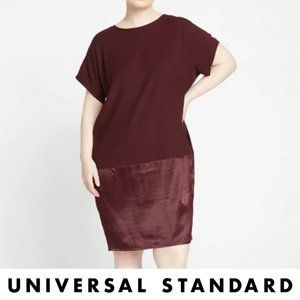 Avenir Dress in Black Cherry (XL)